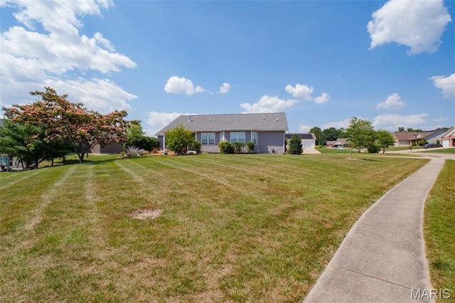 126 Maxwell Dr, Columbia, IL 62236 - view of front of property with a front lawn