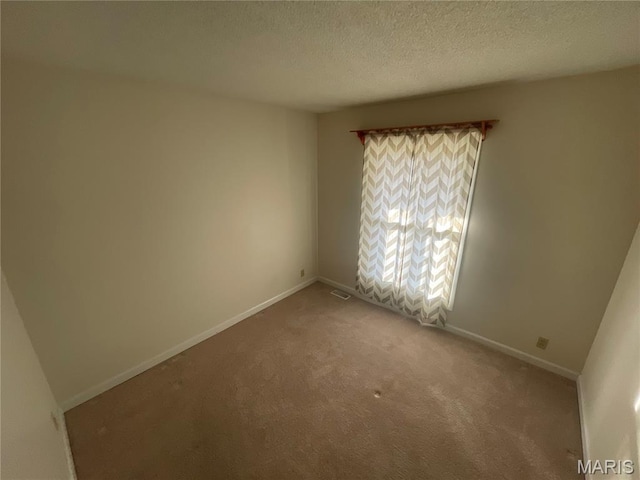 2340 Palm Dr, Florissant, MO 63031 - photo 13