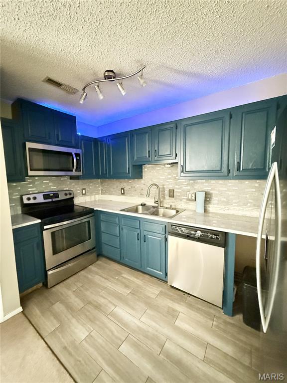 92 Waters Edge Ct Unit 15-2B, Four Seasons, MO 65049 - photo 12