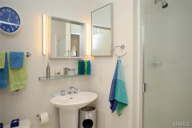 1010 Saint Charles St Unit 802, Saint Louis, MO 63101 - full bath featuring a stall shower and toilet