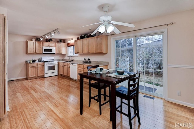 2395 Palm Dr, Florissant, MO 63031 - photo 7