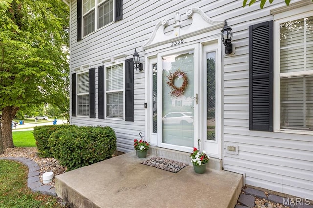 2330 Eagle Pines Dr, Saint Charles, MO 63303 - entrance to property