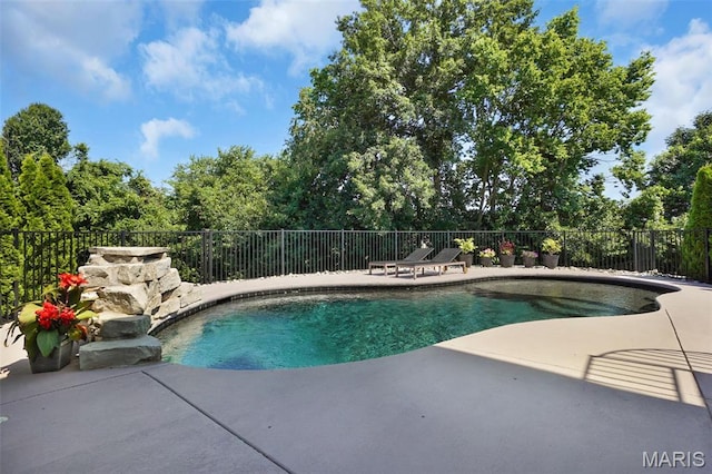 2803 Poolbrook Way, Washington, MO 63090 - view of swimming pool featuring a patio