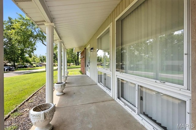 1643 Fontana Dr, Saint Louis, MO 63146 - photo 4
