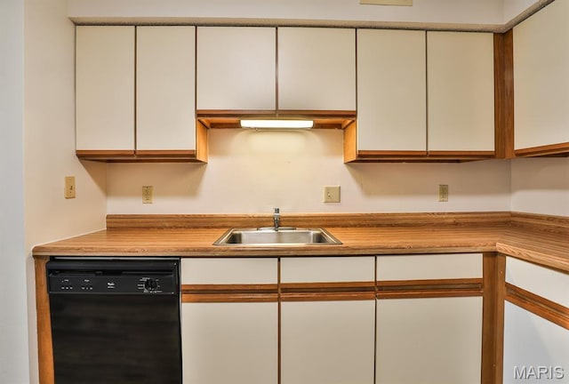 160 Jubilee Hill Dr Unit G, Grover, MO 63040 - kitchen featuring black dishwasher, white cabinetry, and light countertops