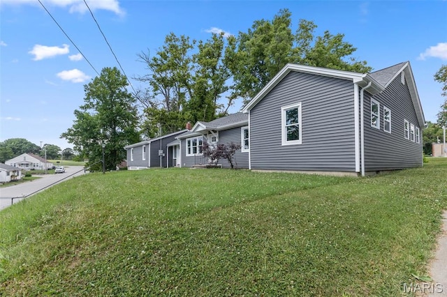 314 N Church St, Waterloo, IL 62298 - photo 2