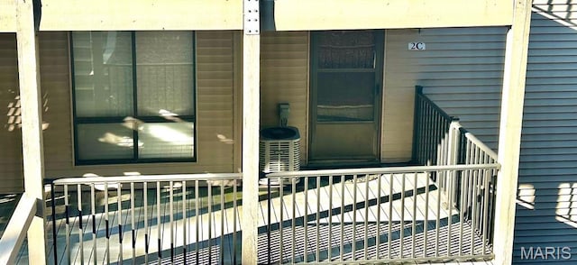 40 Robinwood Unit 2C, Lake Ozark, MO 65049 - view of exterior entry