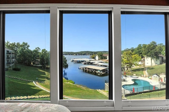 40 Robinwood Unit 2C, Lake Ozark, MO 65049 - entryway with a water view