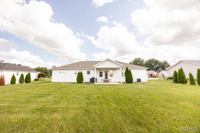 132 Timberlake, Damiansville, IL 62215 - back of property featuring a patio and a lawn