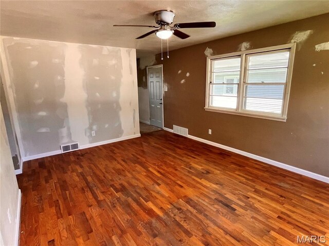 1927 Montgomery St, Cape Girardeau, MO 63703 - photo 5