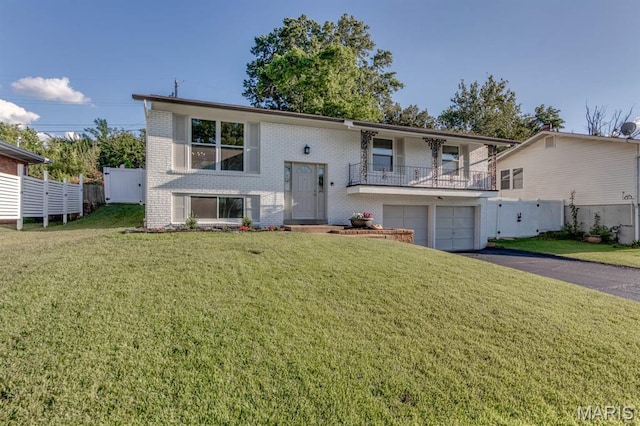 11114 Torigney Dr, Saint Louis, MO 63126 - photo 2