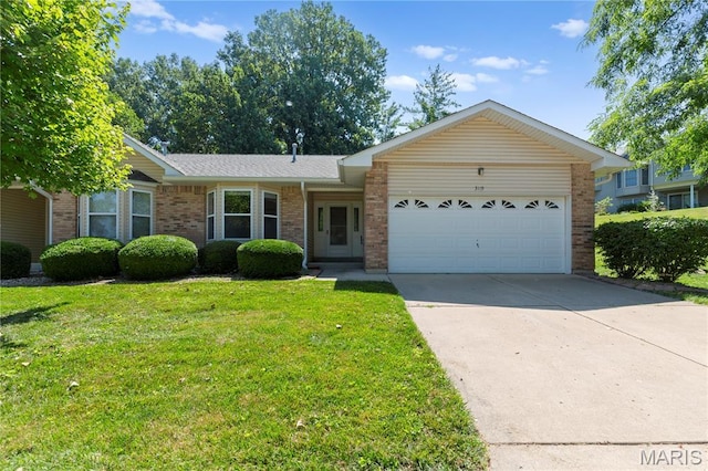 3119 Shady Oak Dr Unit 20B, Saint Charles, MO 63301 - photo 1