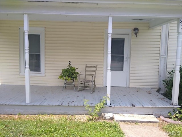 904 W Park St, Willisville, IL 62997 - photo 1