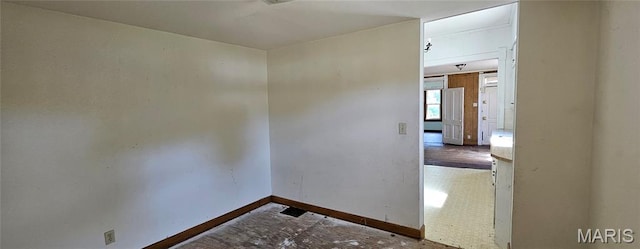 718 2nd St W, Scott City, MO 63780 - spare room with baseboards