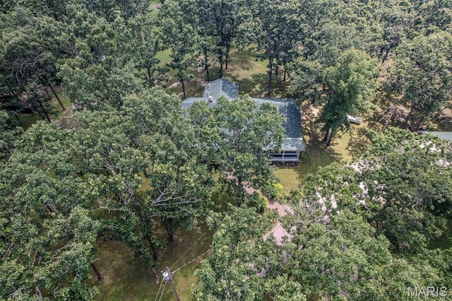 aerial view of property and surrounding area