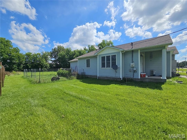 922 Susan St, Dexter, MO 63841 - photo 2