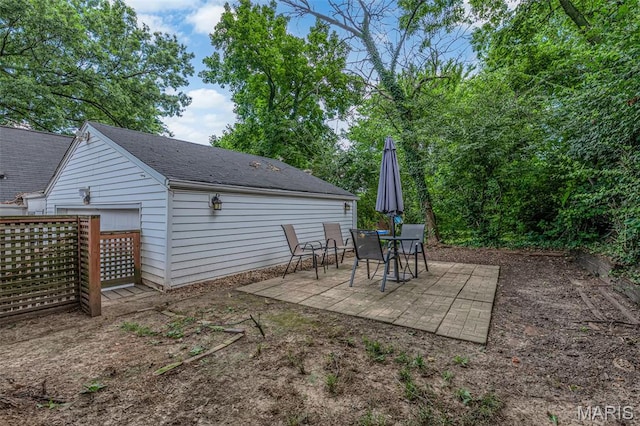 22 Green Acres Rd, Bellefontaine Nghbrs, MO 63137 - view of patio