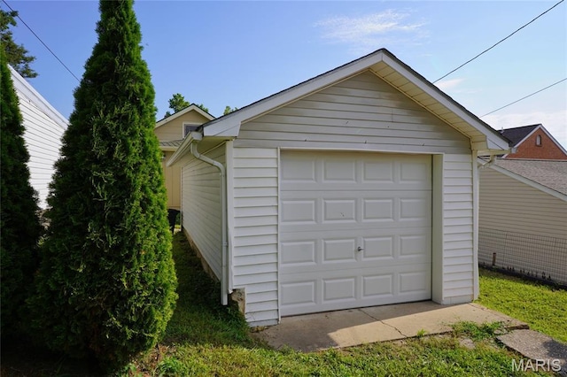 130 E 2nd St, Hermann, MO 65041 - view of detached garage