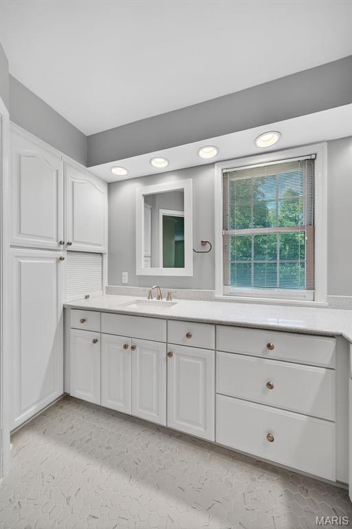 12549 Bickford Dr, Town And Country, MO 63141 - photo 35