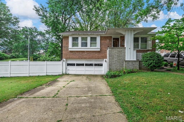 9086 Radiom Dr, Affton, MO 63123