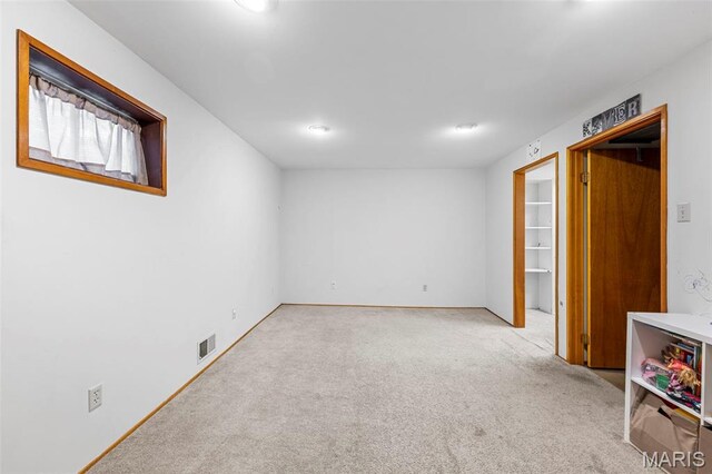 9086 Radiom Dr, Affton, MO 63123