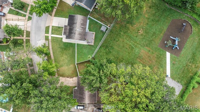 9086 Radiom Dr, Affton, MO 63123