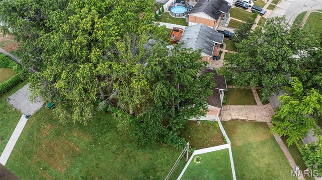 9086 Radiom Dr, Affton, MO 63123