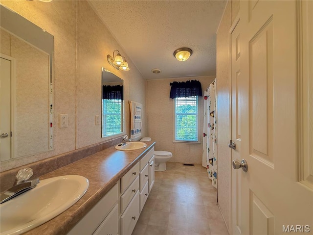 4244 N Shore Dr, Hillsboro, MO 63050