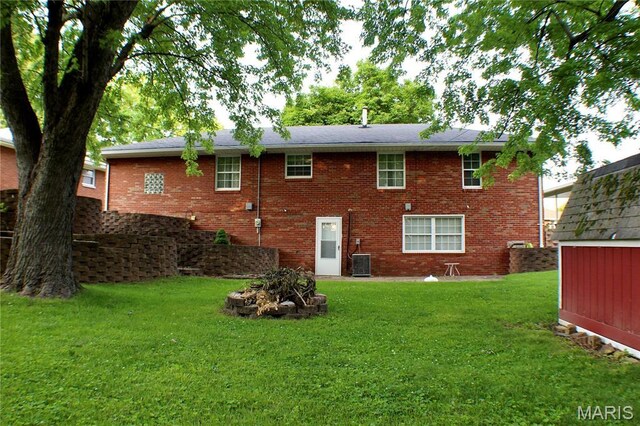 481 Sullivan St, East Alton, IL 62024