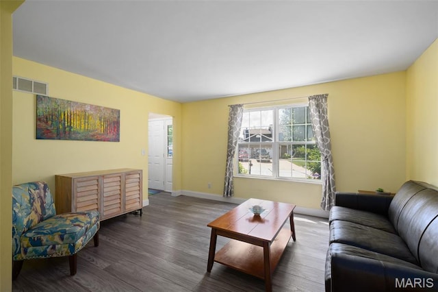269 Sassafras Parc Dr, Ofallon, MO 63368 - living room featuring wood finished floors and baseboards
