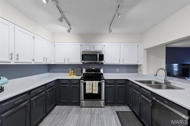 1033 Wilton Royal Dr Unit 206, Creve Coeur, MO 63146