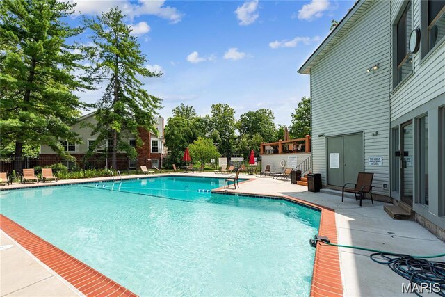 1033 Wilton Royal Dr Unit 206, Creve Coeur, MO 63146