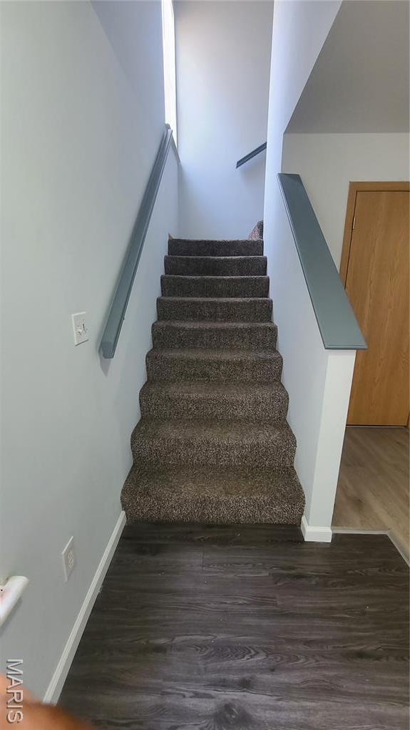 4916 W Florissant Ave, Saint Louis, MO 63115 - photo 7
