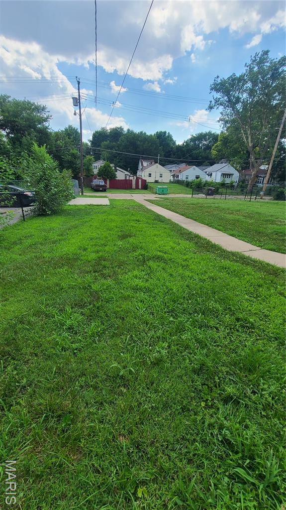 4916 W Florissant Ave, Saint Louis, MO 63115 - photo 25