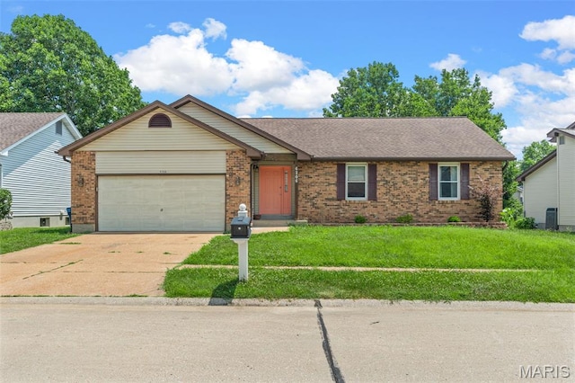 6206 Stratford Glen Ct, Tesson Ferry Township, MO 63129 - photo 1