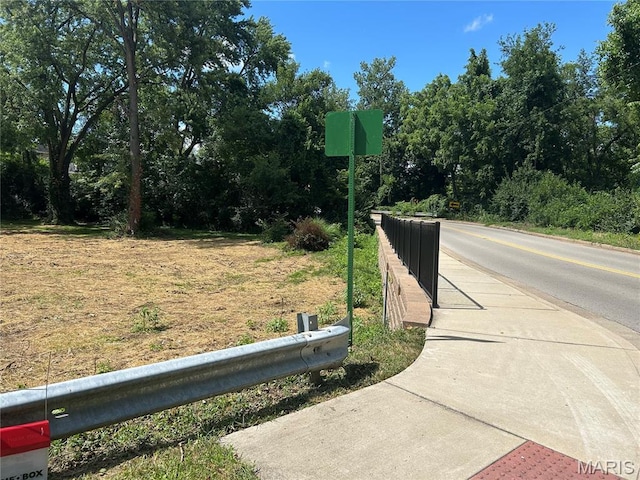 1051 Kuhlman Ln, Webster Groves, MO 63119