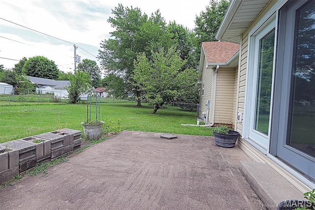 643 Woodgate St, Farmington, MO 63640 - view of patio / terrace