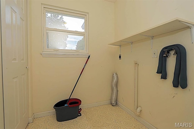 643 Woodgate St, Farmington, MO 63640 - washroom with electric dryer hookup and baseboards