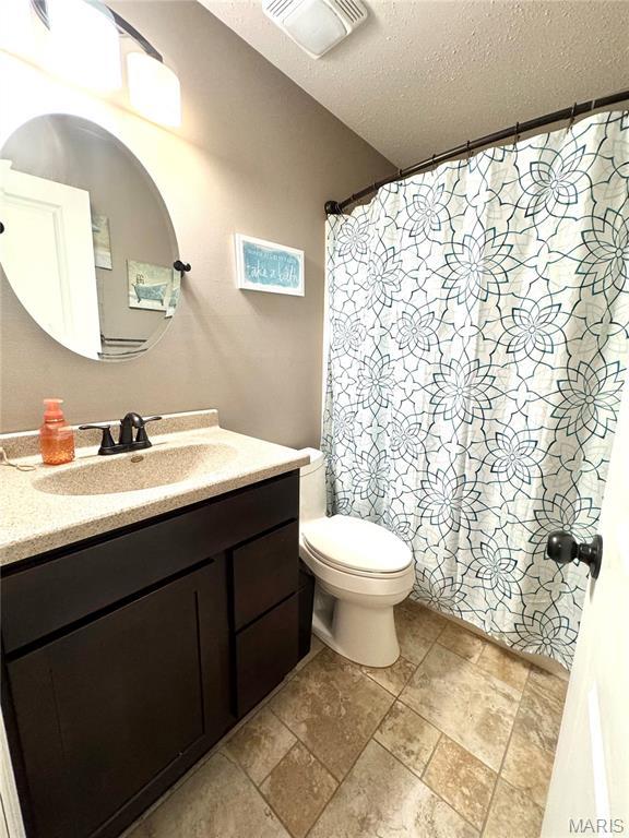 211 Surrey Ct, Ofallon, MO 63366 - photo 13