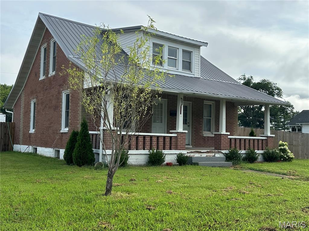 301 E Jackson Ave, Owensville, MO 65066 - photo 1