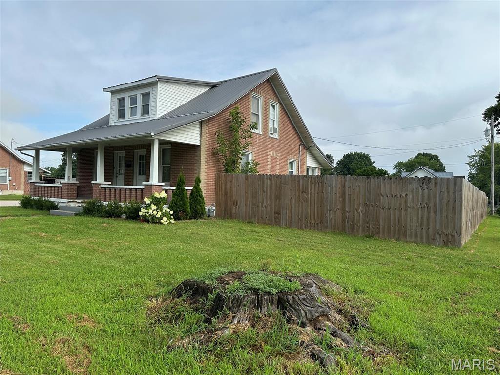 301 E Jackson Ave, Owensville, MO 65066 - photo 3