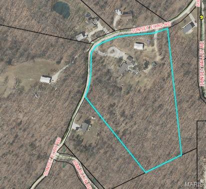 394 Sunset Echo Rd, Union, MO 63084 - aerial overview of property's location with property boundaries highlighted