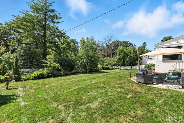 43 Highgate Rd, Olivette, MO 63132 - view of yard with an outdoor living space and a patio area
