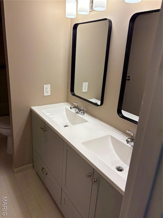 10335 Forest Brook Ln Unit C, Creve Coeur, MO 63146 - bathroom featuring tile patterned flooring and double vanity