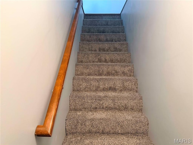 607 Apple Glen Ct, Arnold, MO 63010 - view of staircase
