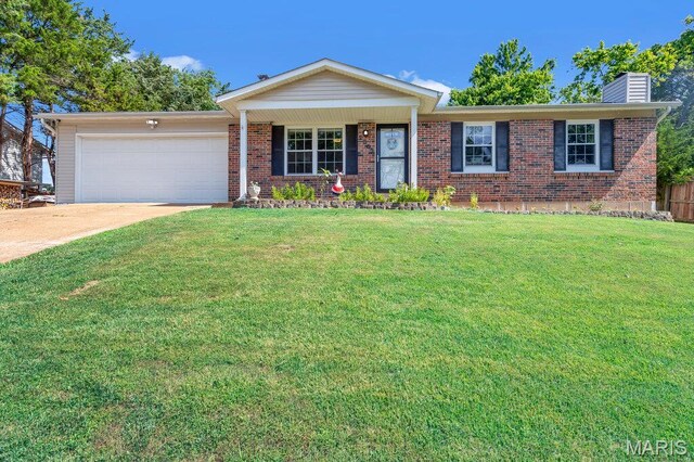2302 Crystal Wood Dr, Arnold, MO 63010