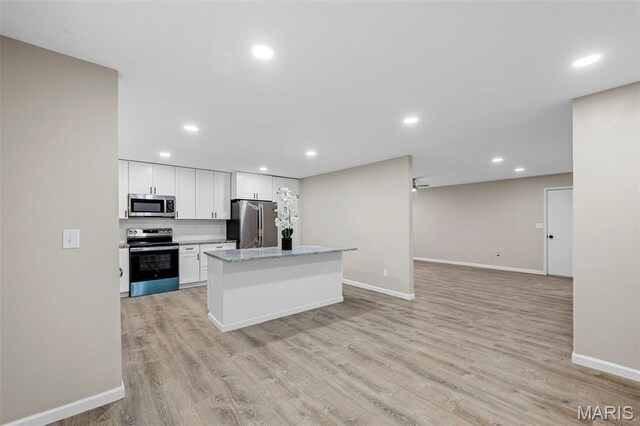 3620 Cinnamon Tree Ln, Oakville Township, MO 63129
