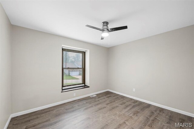 3620 Cinnamon Tree Ln, Oakville Township, MO 63129