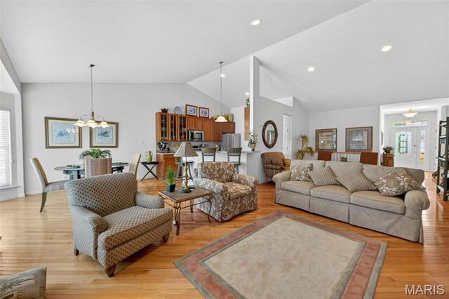 24 Eagle Cove Ln, Saint Charles, MO 63303