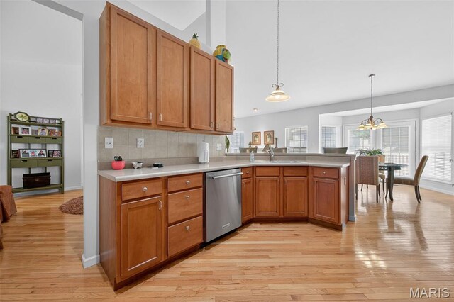 24 Eagle Cove Ln, Saint Charles, MO 63303